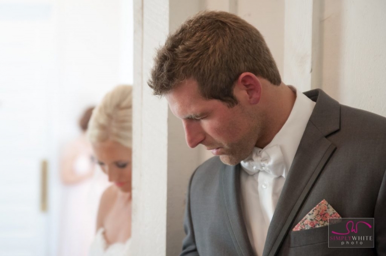 Spain Ranch wedding, Tulsa Oklahoma wedding photography first look with bride and groom